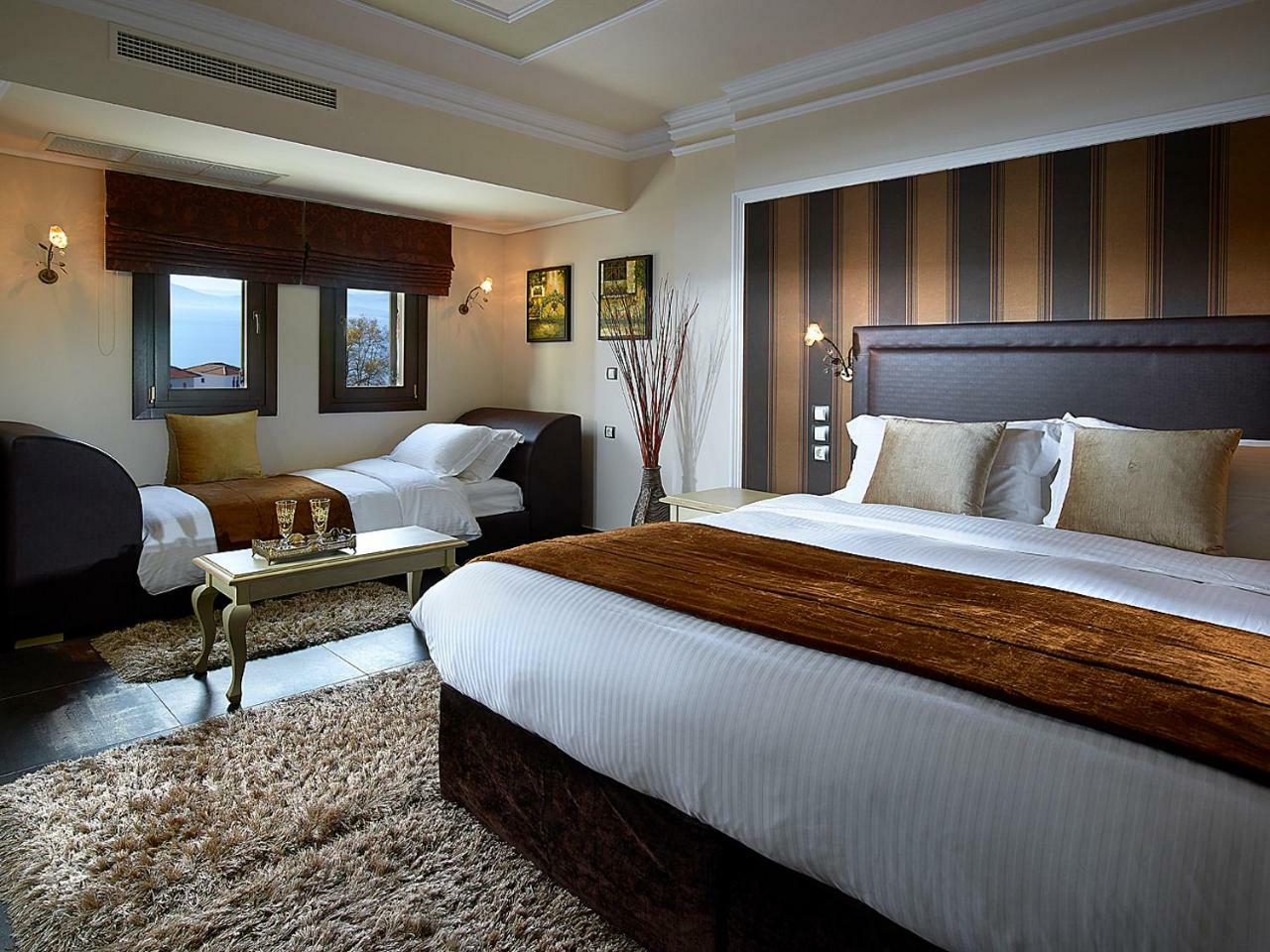 Stevalia Hotel & Spa Katochori エクステリア 写真